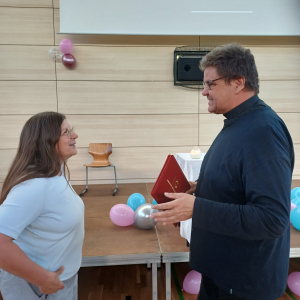 Pfarrer Kotzur und unsere Seelsorgerin Maria Dˆrr