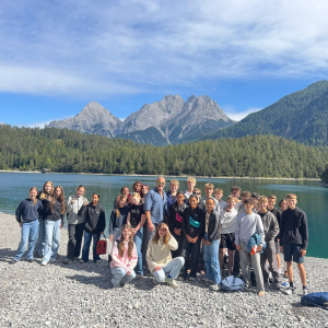 Gruppenfoto am See
